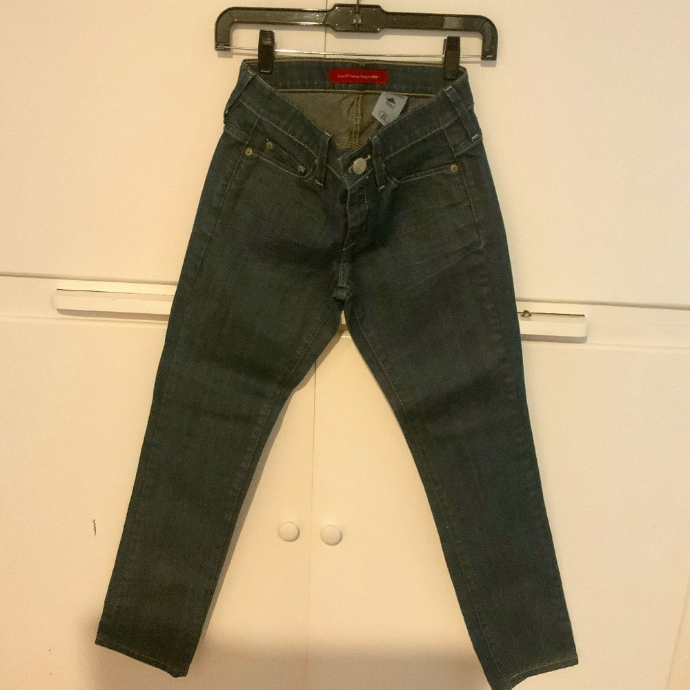 brand new  Vintage  563 straight Levi's jeans